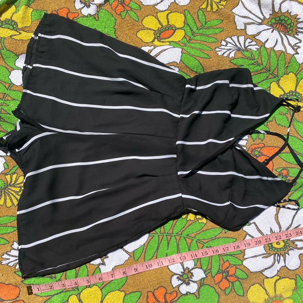 Romper black and white